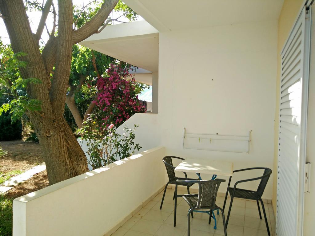 Ledakis Studios Frangokastello