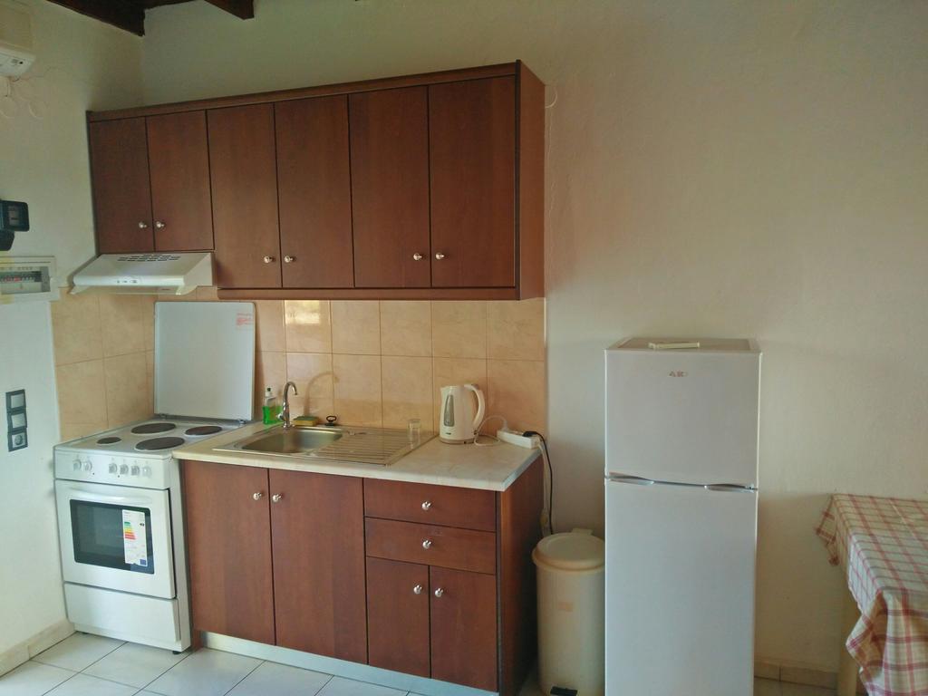 Apartment Ledakis