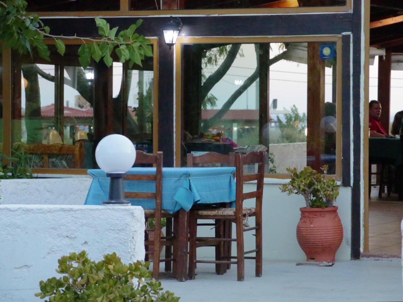 Ledakis Apartment Frangocastelo